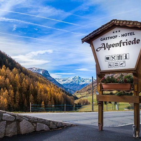 Hotel Alpenfriede Curon Venosta Bagian luar foto