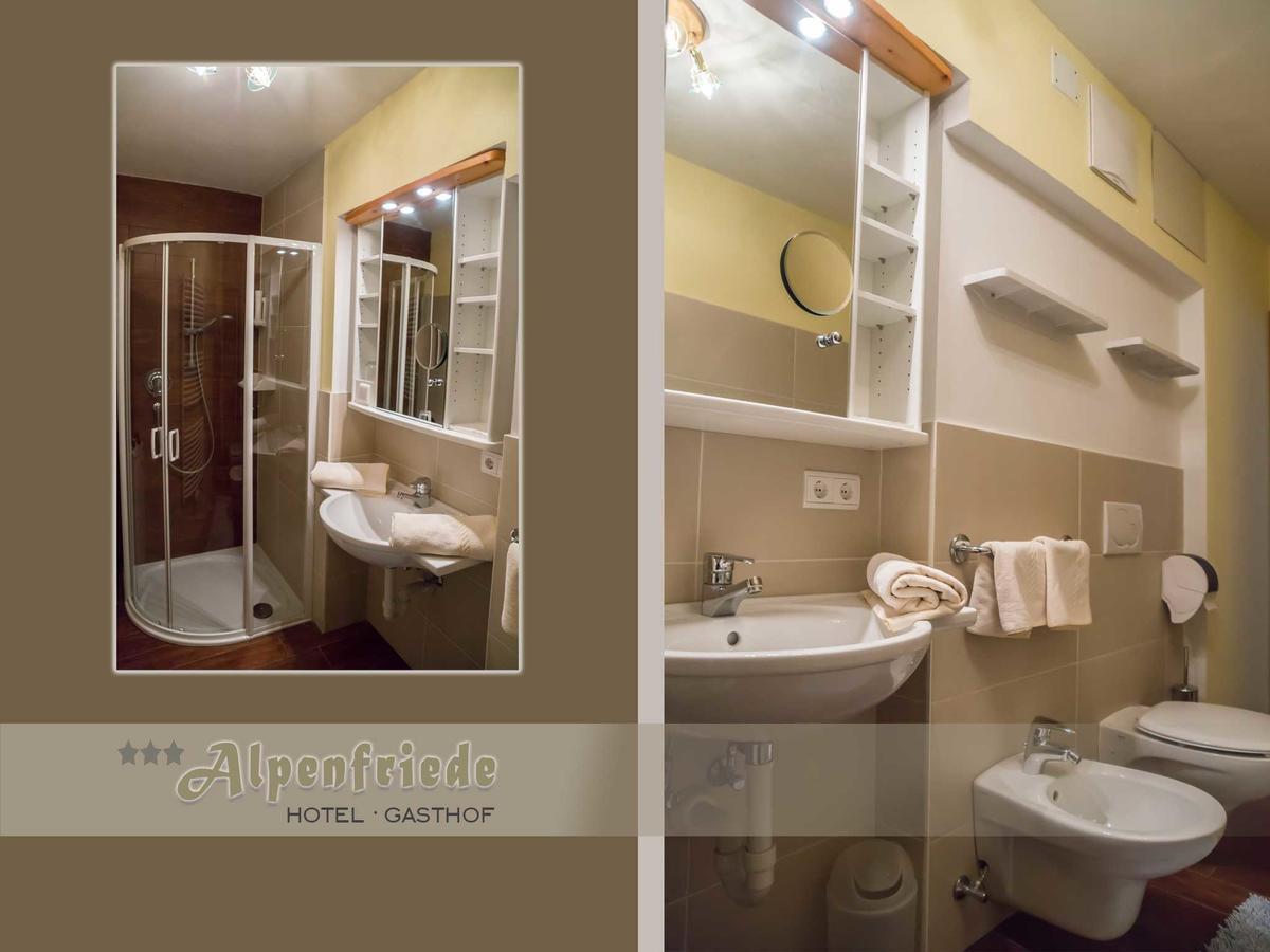 Hotel Alpenfriede Curon Venosta Bagian luar foto